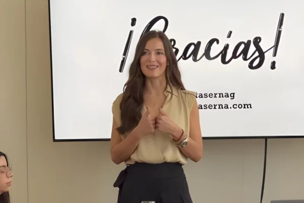 Catalina Serna, conferencista para eventos corporativos sobre Experiencia del Cliente
