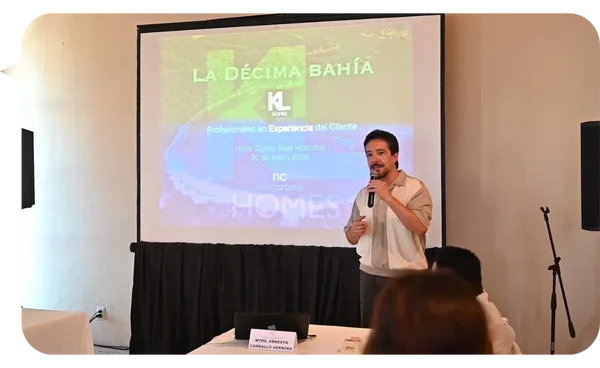 Ness Carballo, conferencista para eventos corporativos sobre Liderazgo Transformacional