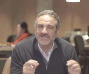 Nicolás Reyes, conferencista para eventos corporativos sobre Liderazgo Transformacional