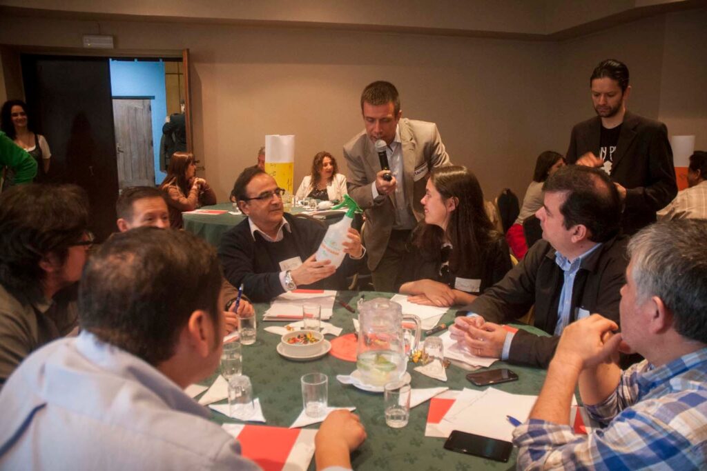 Mauricio Espina, conferencista para eventos corporativos sobre Motivación y Persistencia