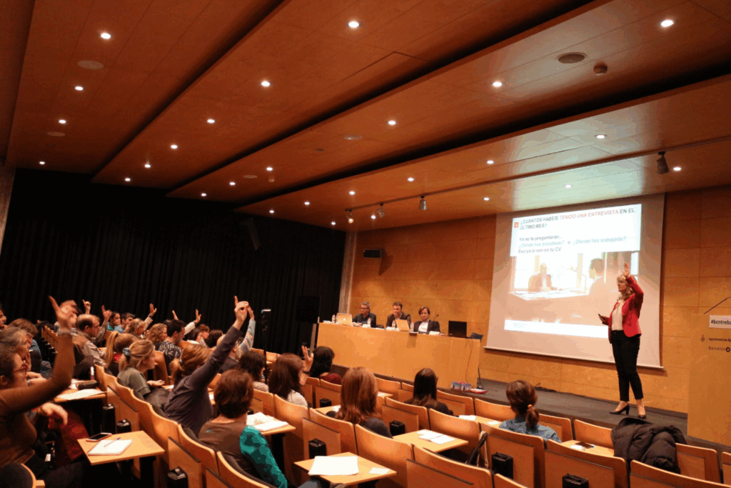 Celia Hil, conferencista para eventos corporativos sobre Talento Senior