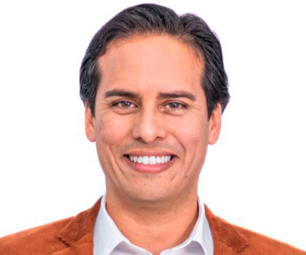 José Jacinto Muñoz, foto principal de conferencista sobre Liderazgo Transformacional