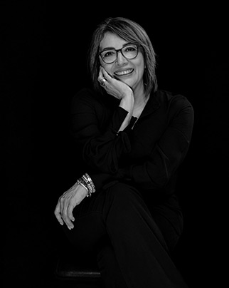 Retrato oficial de Edith Verdejo desde su web.